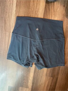 lululemon Align™ High-Rise Short 4"
